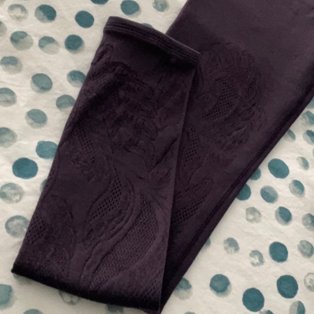 Lululemon NEW Reveal 7/8 Tight